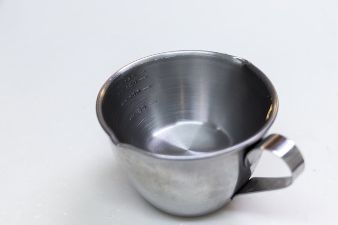 Cốc Đong Bằng Thép - Siêu Bền, Chịu Nhiệt Cao