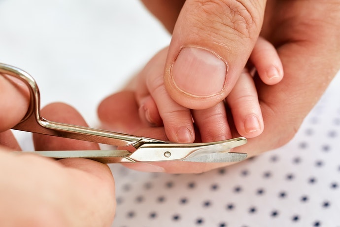 Loại Kéo Cắt: Phù Hợp Cho Trẻ Sơ Sinh