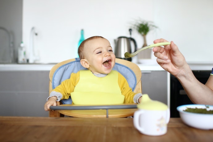 Có Thể Chọn Loại Hạt Nêm Bổ Sung Tối Đa 2.3 g Muối/Ngày Nếu Thấy Bé Ăn Ngon Miệng Hơn