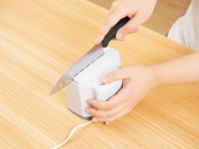 Máy Mài Điện: Giá Thành Cao Nhưng Đơn Giản Và Nhanh Chóng