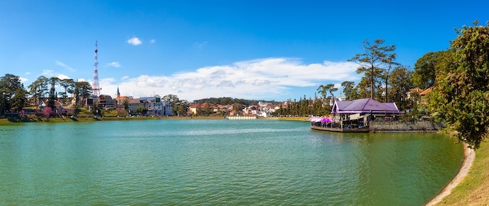 Khu Vực Trung Tâm: Thuận Tiện Di Chuyển, Gần Chợ Đêm