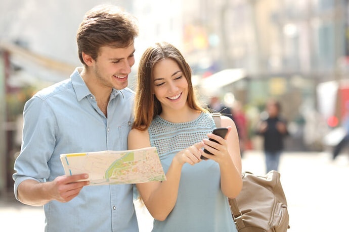 Giao Tiếp Hằng Ngày: Chọn App Có Nhiều Mẫu Câu Thông Dụng