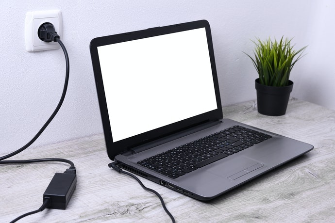 Chọn Laptop Có Thời Lượng Pin Trên 10 Tiếng