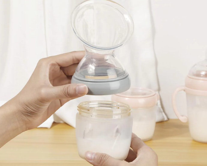 Mẹ Ngực To, Sữa Nhiều Nên Chọn Cốc Cổ Rộng, Có Bình Chứa, Dung Tích Khoảng 150 mL