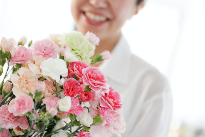 Hoa: Cẩm Chướng Là Loài Hoa Điển Hình. Chú Ý Tới "Ngôn Ngữ Các Loài Hoa" Khi Chọn