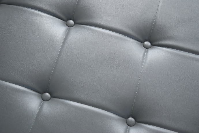 Sofa Da Tổng Hợp, Sofa Vải: Giá Thành Rẻ, Dễ Vệ Sinh