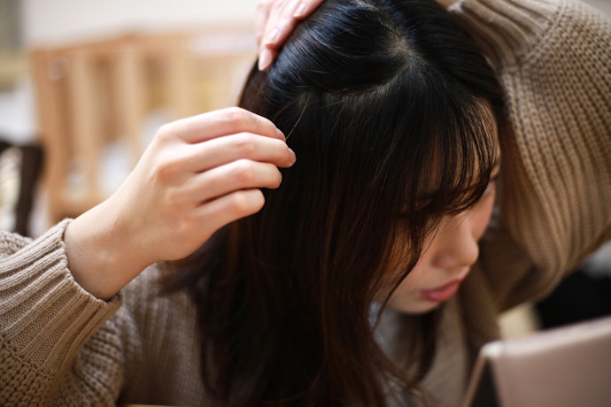 Da Đầu Khô, Tóc Yếu: Chọn Các Thành Phần Dưỡng Ẩm
