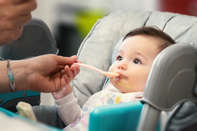 Chọn Cháo Có Mùi Vị Bé Thích Ăn, Gần Với Sữa Mẹ Như Vị Sữa, Vị Kem, v.v.