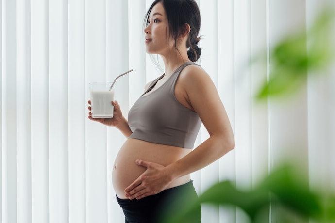 Chọn Sữa Bổ Sung Tối Thiểu 500 mg Canxi Nguyên Tố Để Phát Triển Xương Cho Bé Và Tránh Loãng Xương Cho Mẹ