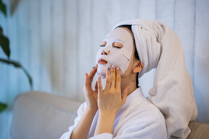Mặt Nạ Giấy: Tiện Lợi Cho Người Bận Rộn, Cần Chăm Sóc Da Nhanh