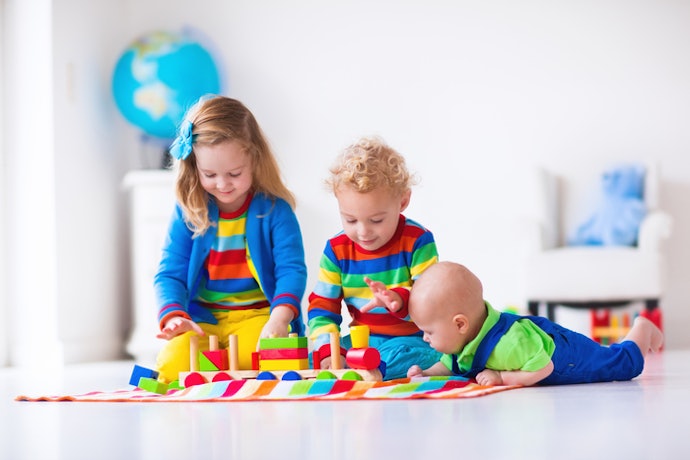 Sách Nuôi Dạy Con Theo Từng Giai Đoạn Phát Triển Và Theo Độ Tuổi
