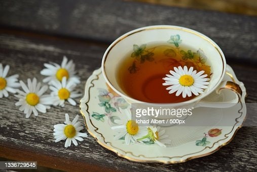 Muốn Đẹp Da, Thanh Nhiệt, Giải Độc: Chọn Trà Gạo Lứt Đậu Đen, Hoa Cúc, v.v.