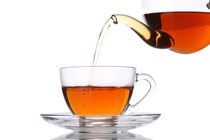 Chọn Ấm Ngắt Nước Chuẩn, Nước Không Bị Rơi Nước Ra Ngoài Khi Rót