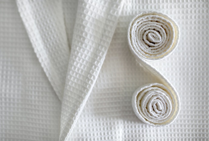 Waffle Và Microfiber: Chất Vải Thông Thoáng, Không Gây Bí Da