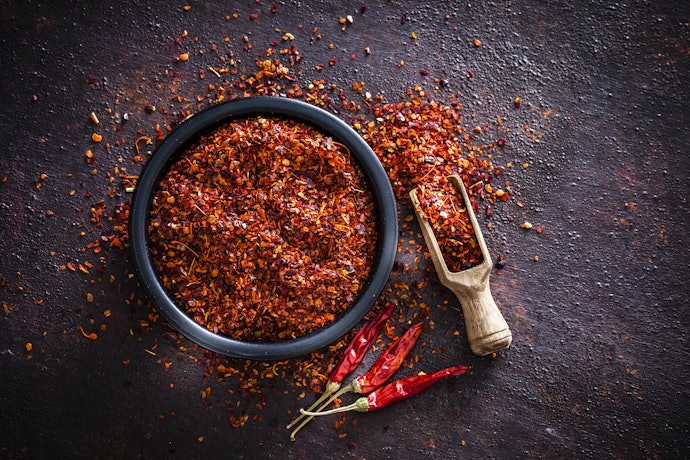 Cay Hoặc Không Cay