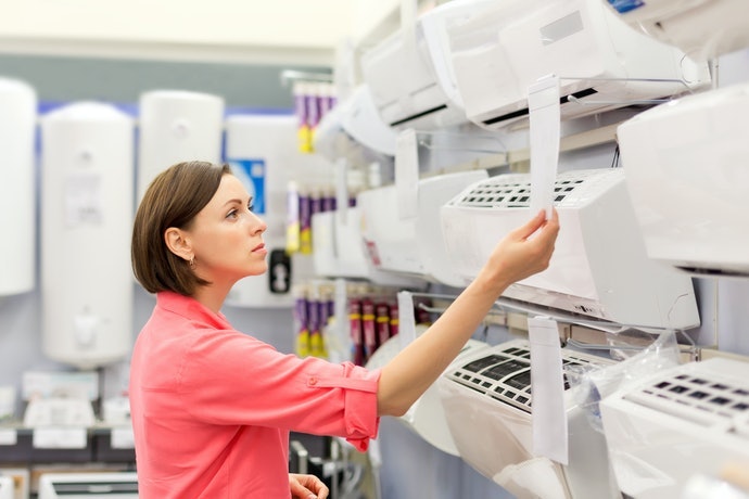 Chú Ý Đến Các Mẫu Cũ Hay Hàng Outlet
