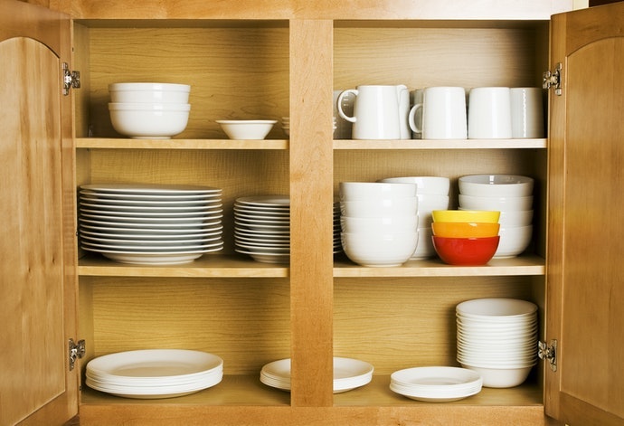 Tủ Đựng Chén Bát Đi Kèm Có Tính Linh Động, Tiện Lợi