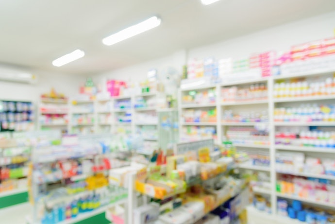 Son Dược Phẩm, Dược Mỹ Phẩm: Điều Trị Đôi Môi Khô Nẻ