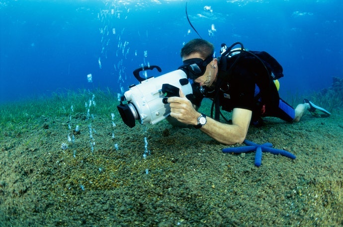 Chơi Scuba Diving: Chọn Chỉ Số Chống Nước Từ 100m – 200m Hoặc 200m -1000m