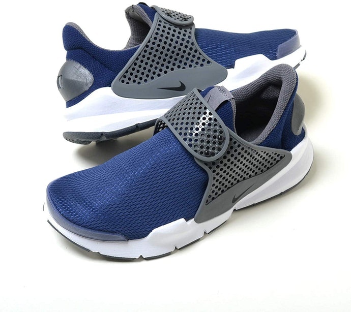 Sock Dart: Mềm Mại Như Mang Tất