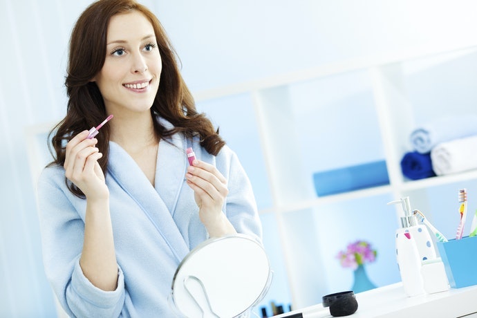 Son Bóng: Nhiều Dưỡng, Tiện Dặm Lại Khi Cần