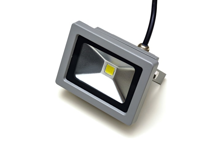 Chức Năng Đèn Flash: Đe Doạ Kẻ Xâm Nhập Trái Phép