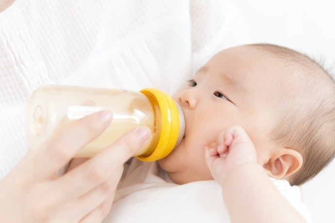 Nếu Dùng Bổ Sung Thêm Với Sữa Công Thức Thông Thường, Chọn Bột Sữa Non Dạng Thực Phẩm Bổ Sung Với Hàm Lượng Sữa Non Trên 80%
