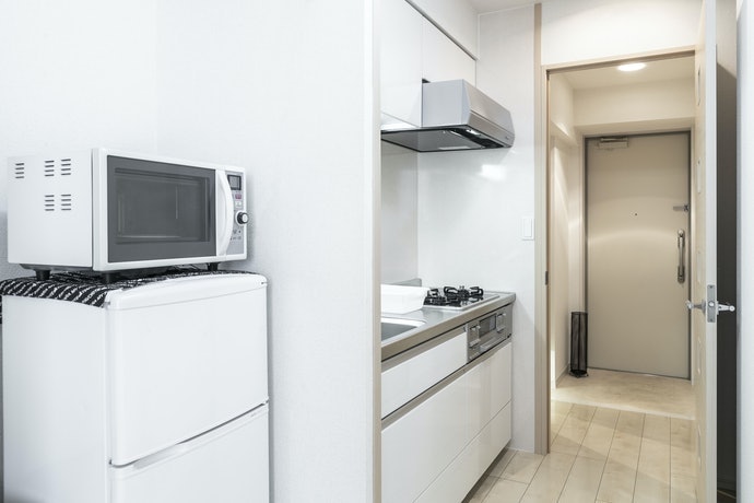Kệ Thép Phù Hợp Để Đặt Tủ Lạnh Và Thùng Rác