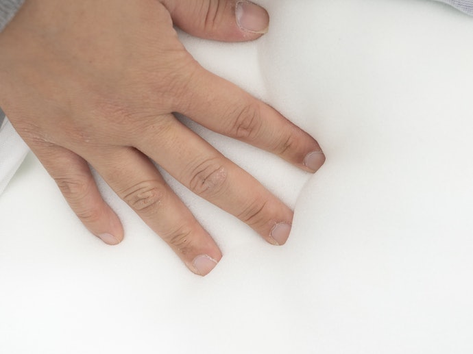 Cao Su, Memory Foam: Dẻo Dai, Vừa Vặn Cơ Thể
