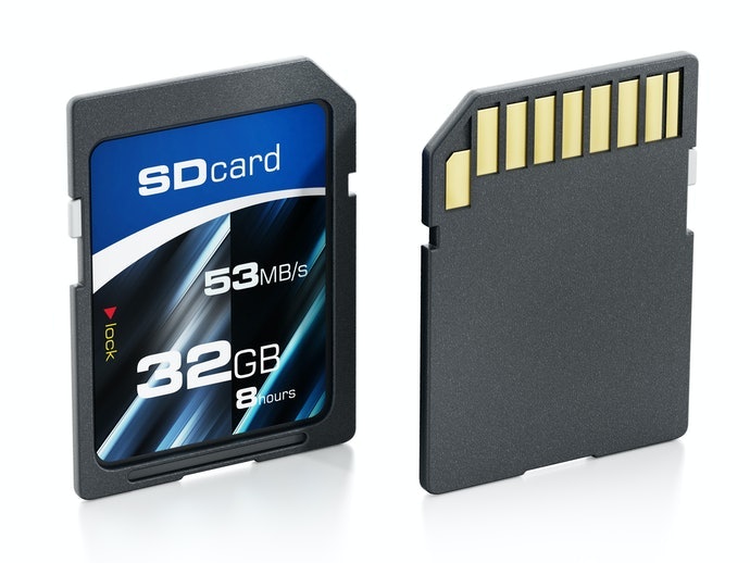 Thẻ SDHC: Dung Lượng Vừa Đủ Từ 4-32GB, Giá Thành Rẻ