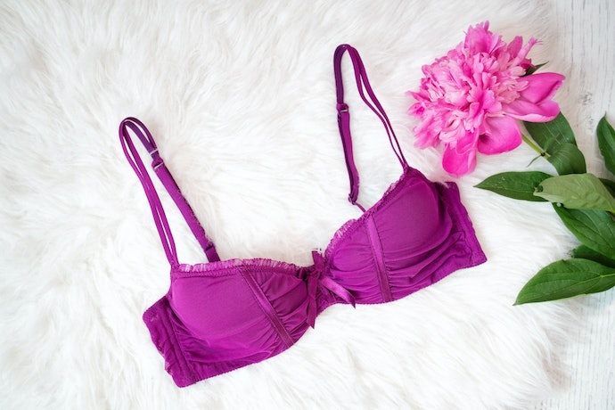 Balconnette Bra: Cải Thiện Vòng Ngực Nhỏ