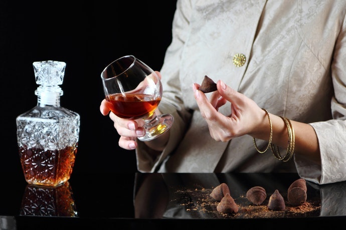 Chú Ý Thành Phần Cồn Trong Nama Chocolate