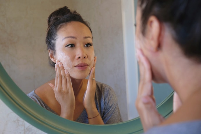 Cách Dùng Gel Tẩy Tế Bào Chết Dúng Cách
