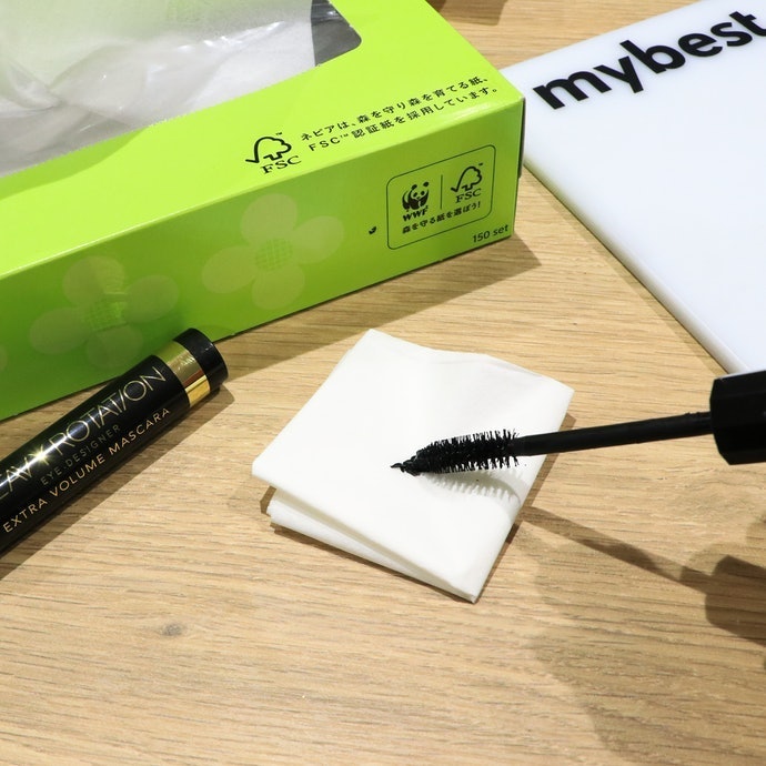 Loại Bỏ Bớt Lượng Mascara Thừa