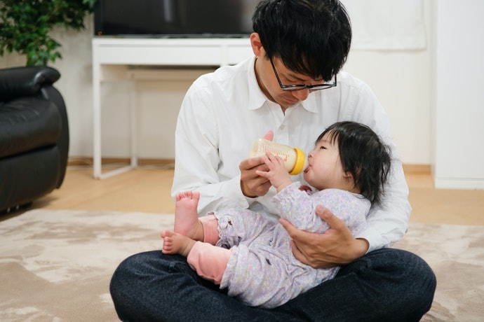 Khi Người Chăm Sóc Bé Không Phải Là Mẹ