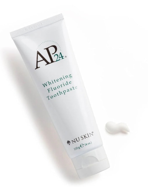 Kem Đánh Răng AP24 Whitening Fluoride 2