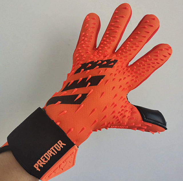 Găng Tay Thủ Môn Adidas Predator Pro 2021 1