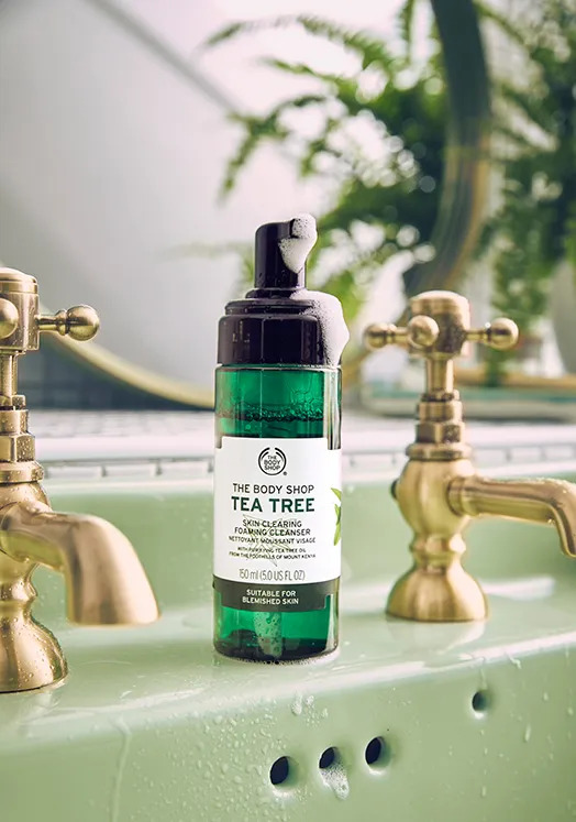 Sữa Rửa Mặt Tạo Bọt The Body Shop Tea Tree  2