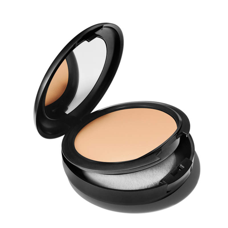 Phấn Phủ M.A.C Studio Fix Powder Plus Foundation 2