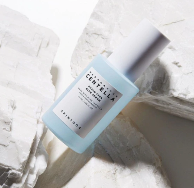 Madagascar Centella Hyalu-Cica Blue Serum 2