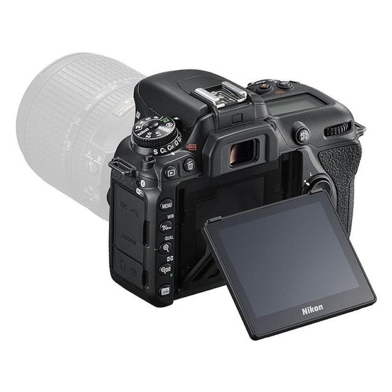 Máy Ảnh D7500 1