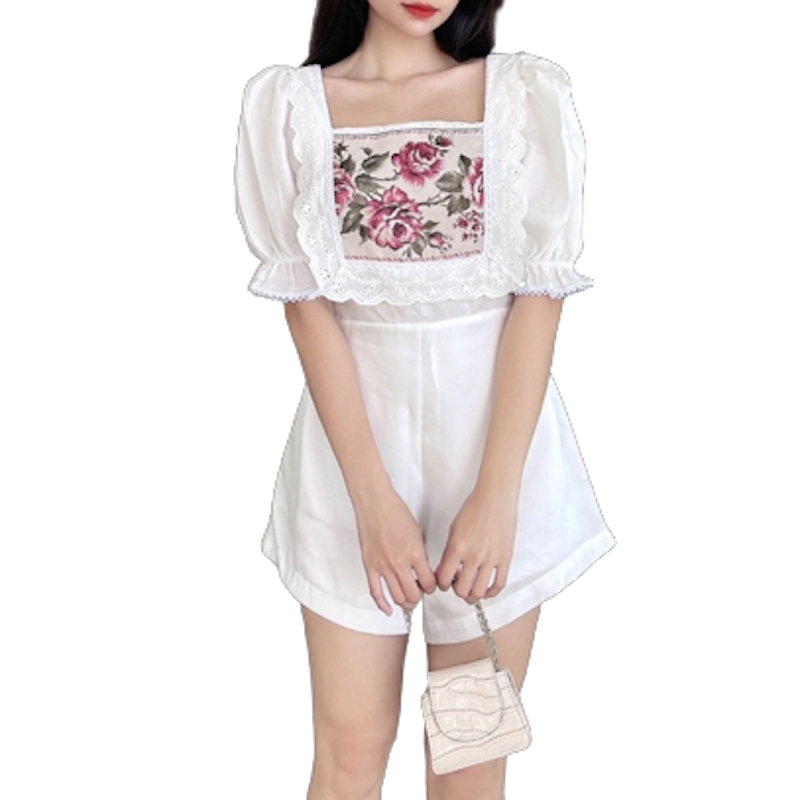 Jumpsuit Trắng Thêu Hoa Cổ Điển Dear Ex 1