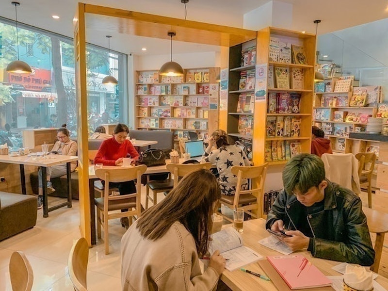 Biblio Cafe Sách 2