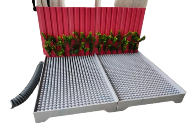Dụng Cụ Nhà Vệ Sinh Tự Động Cho Chó 1