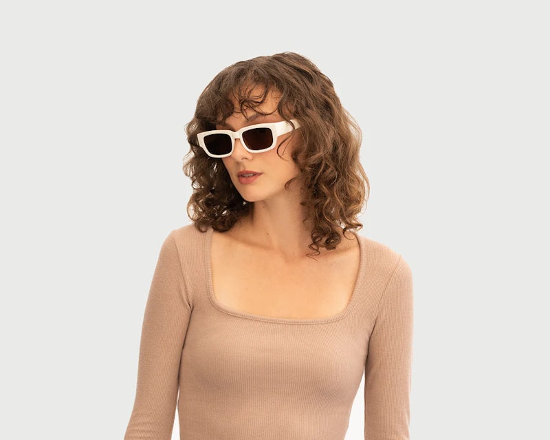 Kính Mát Nữ Sunnies Studios Jarvis In Cream 3
