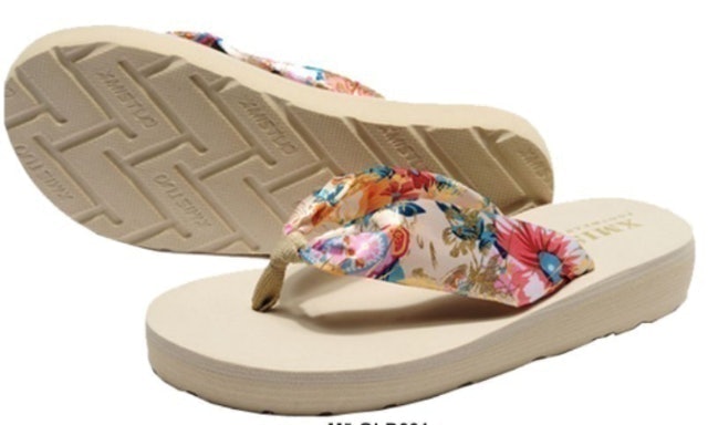 Top 10 Dép Đi Biển Dành Cho Nữ đẹp được ưa chuộng hiện nay (Tư vấn mua 2024) 1