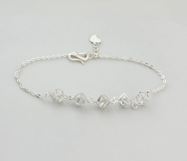 [2024] Top 10 Vòng Tay Bạc Nữ đẹp nhất hiện nay (PNJ, Viễn Chí Bảo, Bảo Ngọc Jewelry) 2