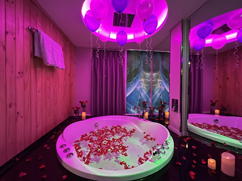 Khách Sạn Tình Yêu Cupid 4