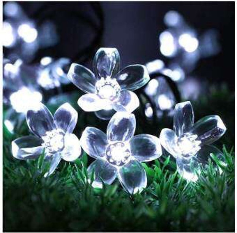 Đèn Dây Sakura Trang Trí Sân Vườn Năng Lượng Mặt Trời 2