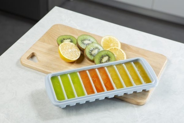 Khay Làm Đá Có Nắp 2